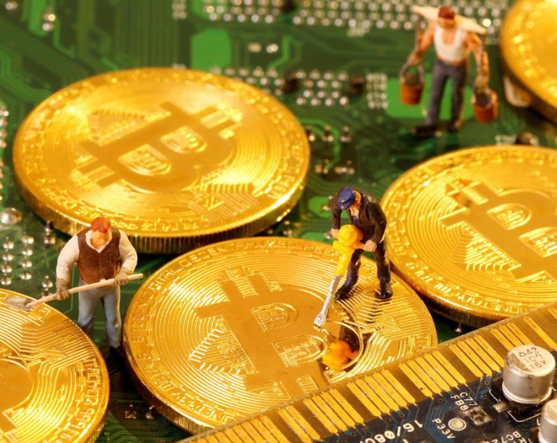 đầu tư vào máy tính đào Bitcoin